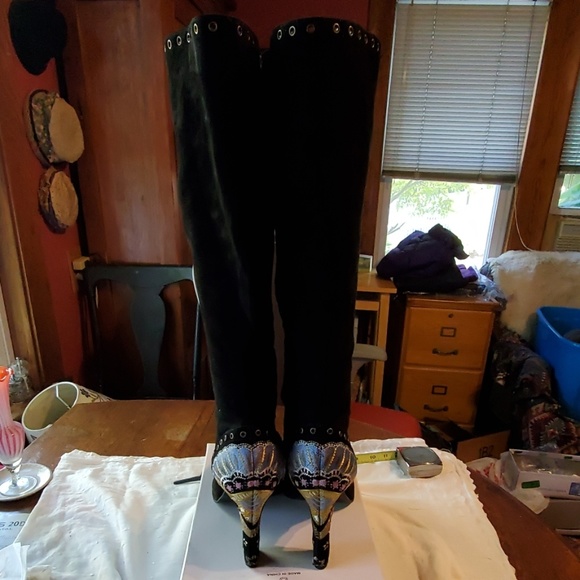 Johnny Was like | EMBROIDERED *REAL* SUEDE BOOTS | 9 | Black | 4" Heel | VINTAGE - Picture 3 of 8